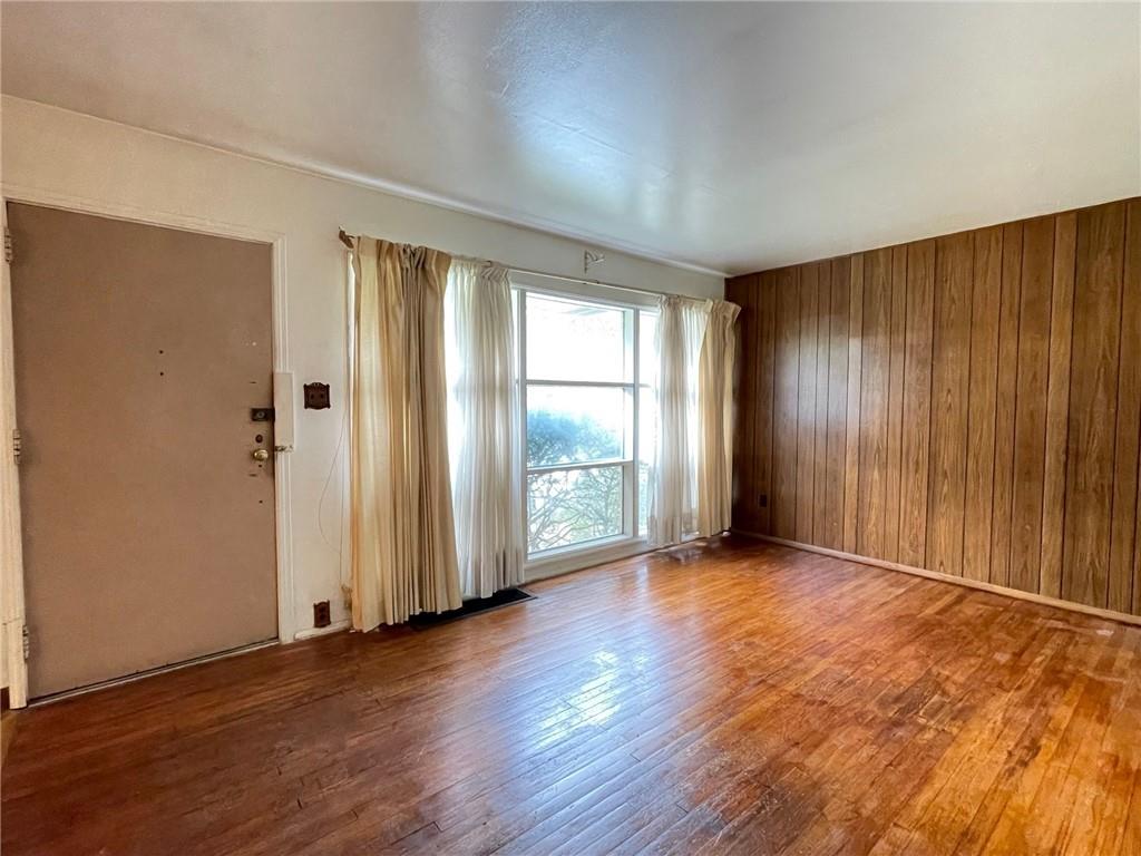 632 Jefferson Road Pittsburgh, PA 15235 - Photo 2 of 18 Gallery Image 2