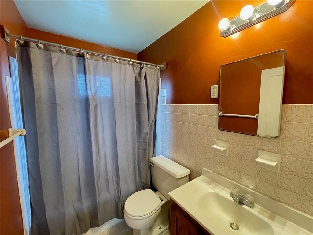 632 Jefferson Road Pittsburgh, PA 15235 - Photo 9 of 18 Gallery Image 9