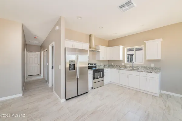 $1,500 | 2487 South Campbell Avenue, Unit 2, Tucson, AZ 85713