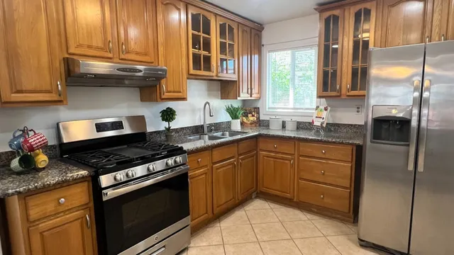 $849,777 | 15958 Via Descanso, San Lorenzo, CA 94580