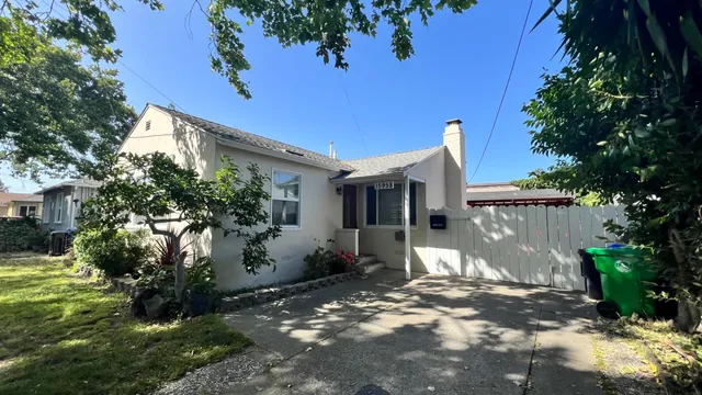 $849,777 | 15958 Via Descanso, San Lorenzo, CA 94580