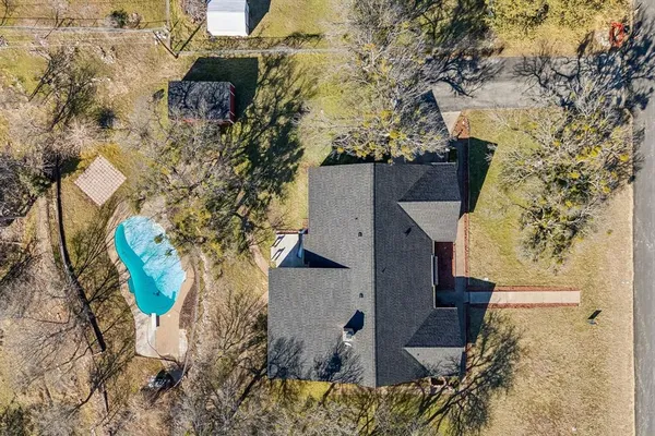 view of a house with a yard