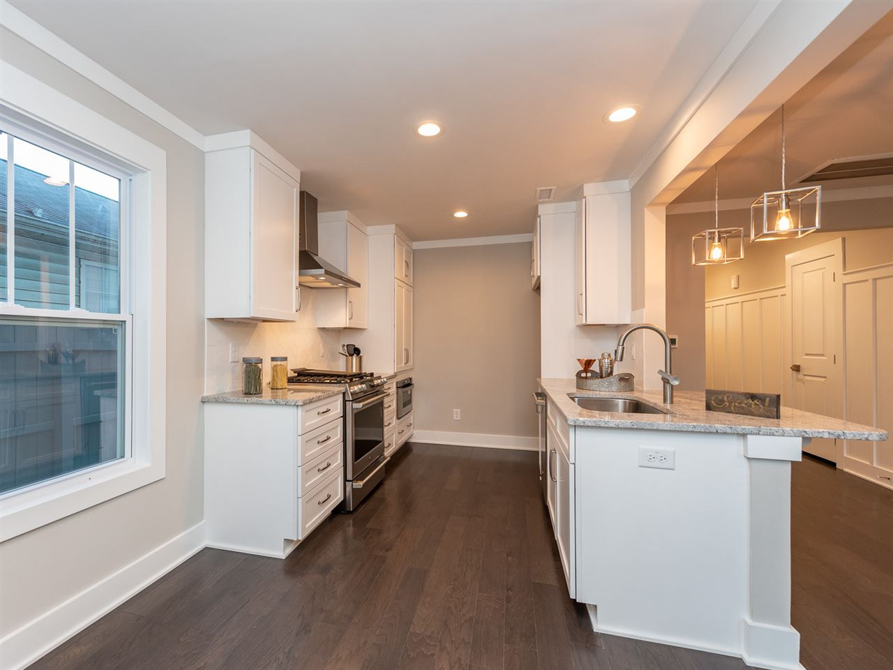 201 Bledsoe Avenue Raleigh, NC 27601 - Photo 8 of 24 Photo 8