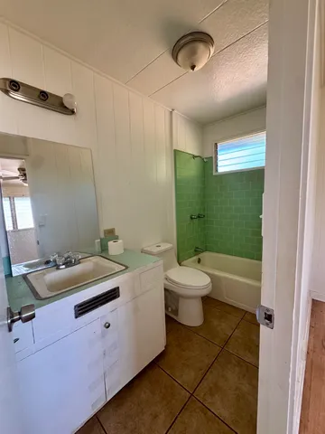 $350,000 | 205 Ala Malama Avenue, Kaunakakai, HI 96748