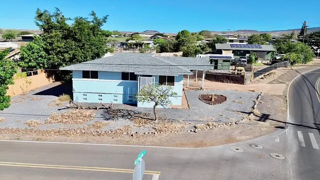 $350,000 | 205 Ala Malama Avenue, Kaunakakai, HI 96748