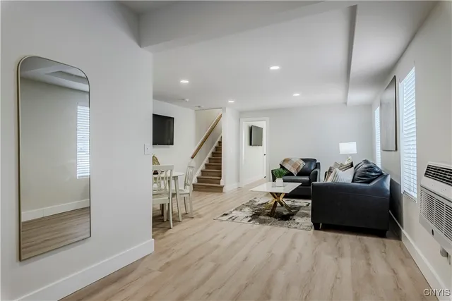 $2,500 | 1104 Main Street, Unit PH1, Vienna, NY 13157