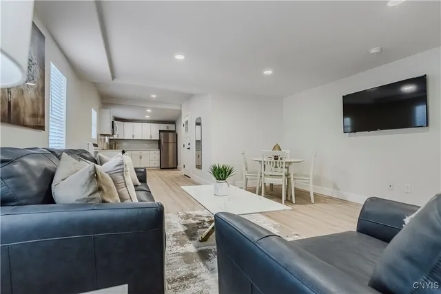 $2,500 | 1104 Main Street, Unit PH1, Vienna, NY 13157