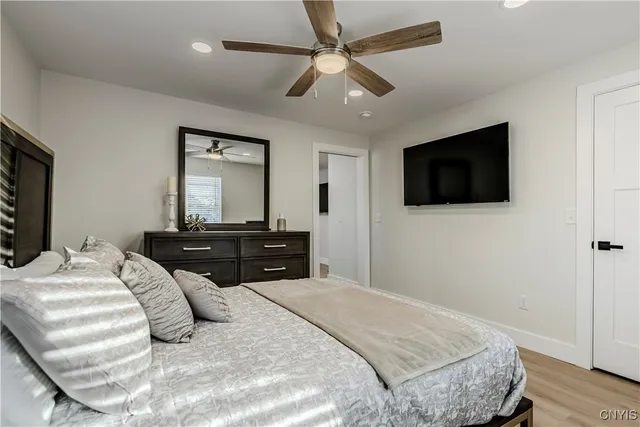 $2,500 | 1104 Main Street, Unit PH1, Vienna, NY 13157