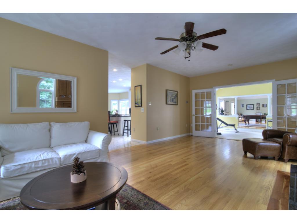 29 Nottingham Road Windham, NH 03087 - Photo 14 of 33