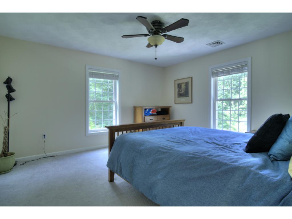 29 Nottingham Road Windham, NH 03087 - Photo 24 of 33