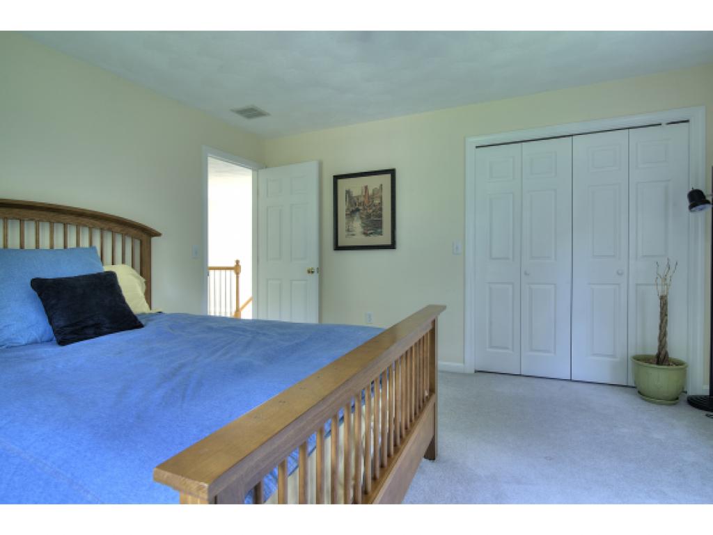 29 Nottingham Road Windham, NH 03087 - Photo 25 of 33