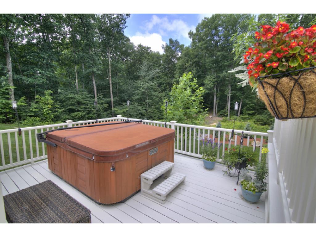 29 Nottingham Road Windham, NH 03087 - Photo 27 of 33