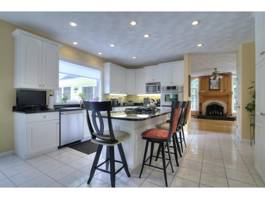 29 Nottingham Road Windham, NH 03087 - Photo 10 of 33