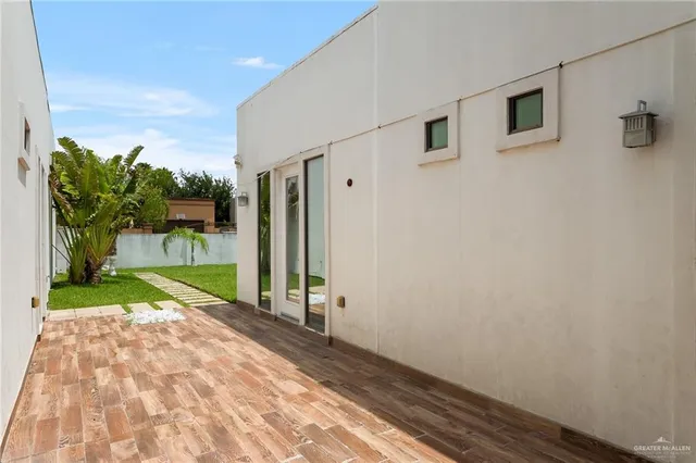 $3,500 | 4512 Ben Hogan Drive, McAllen, TX 78503