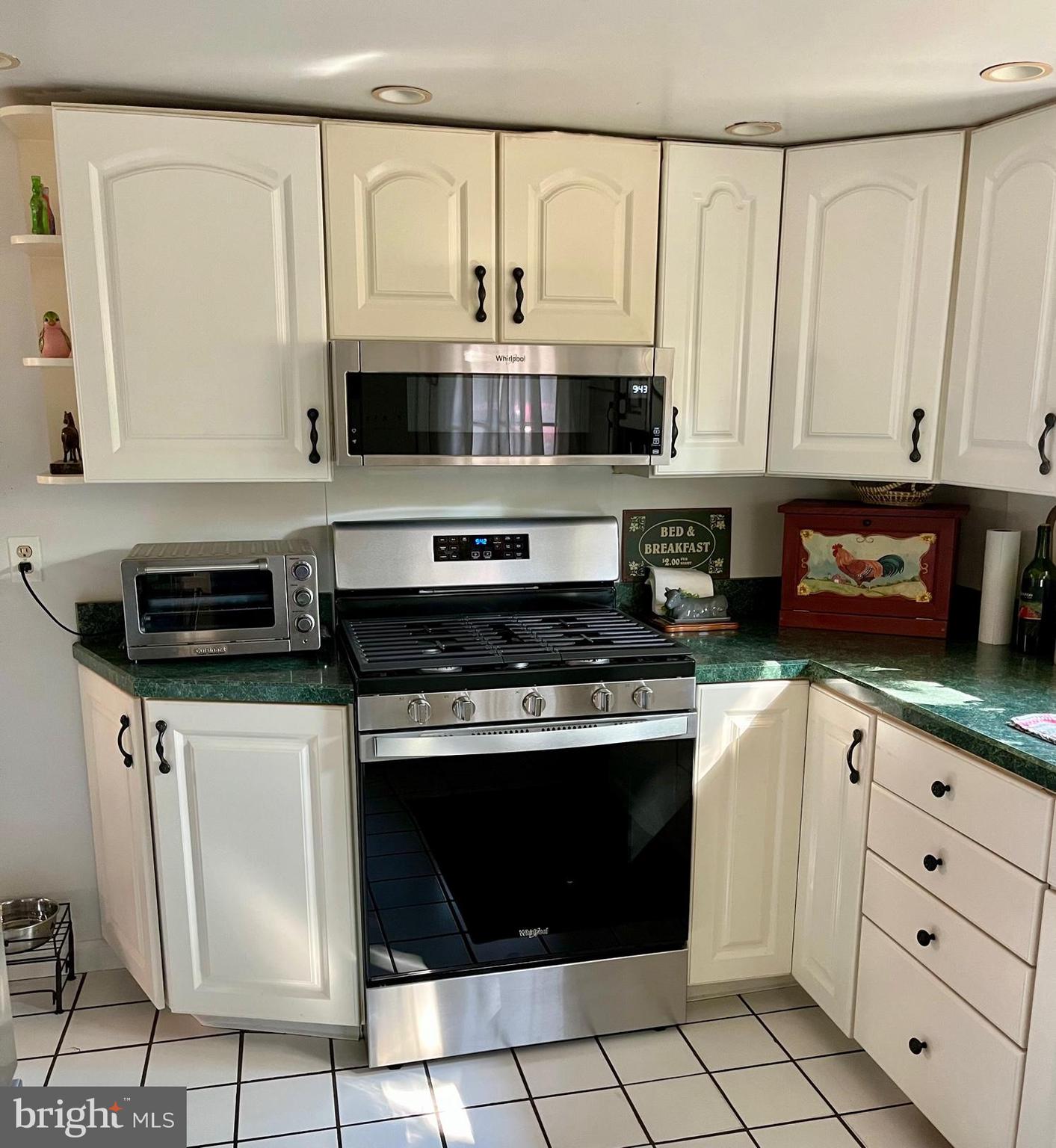 221 Hunters Road Medford Lakes, NJ 08055 - Photo 8 of 30