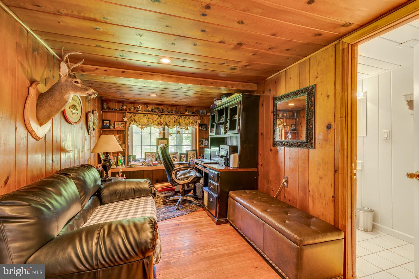 221 Hunters Road Medford Lakes, NJ 08055 - Photo 10 of 30 Den/Office