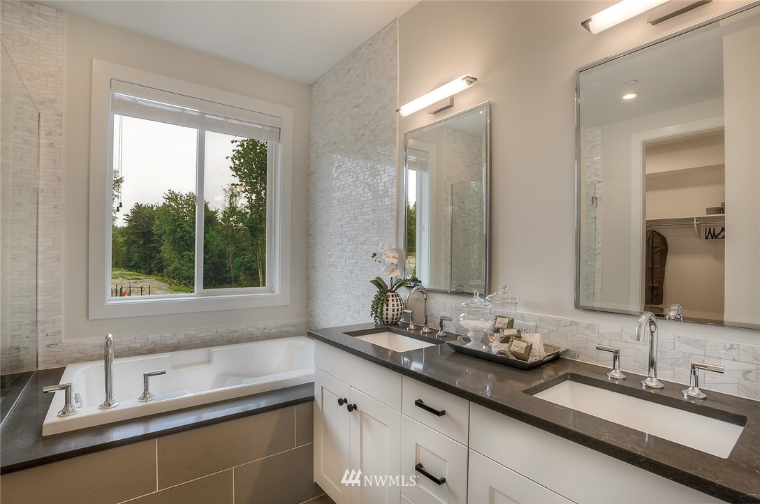 21829 34th Drive Southeast, Unit 14 Bothell, WA 98021 - Photo 14 of 25 Gallery Image 14