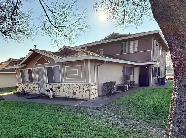 $150,000 | 7304 Franklin Boulevard, Unit 3, Sacramento, CA 95823