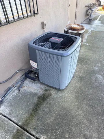 $150,000 | 7304 Franklin Boulevard, Unit 3, Sacramento, CA 95823