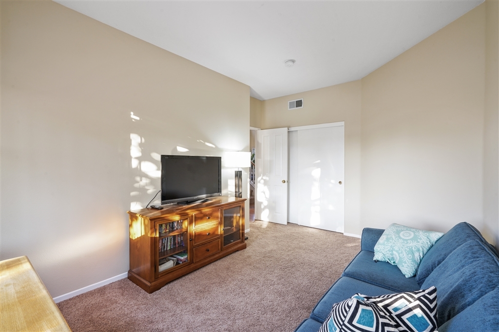 11548 Village Ridge Road San Diego, CA 92131 - Photo 17 of 25