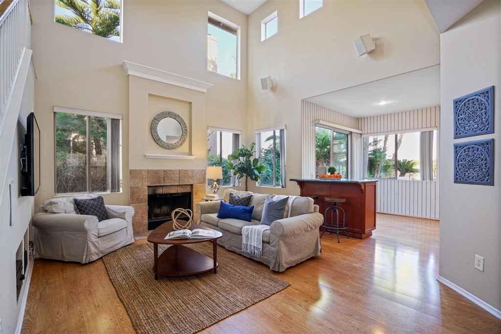 11548 Village Ridge Road San Diego, CA 92131 - Photo 4 of 25