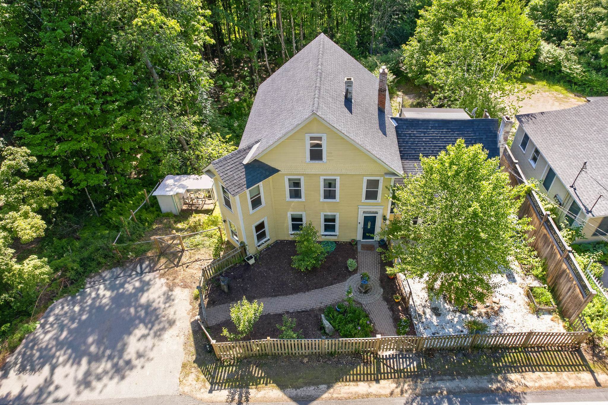 17 Forest Road Hancock, NH 03449 - Photo 1 of 42