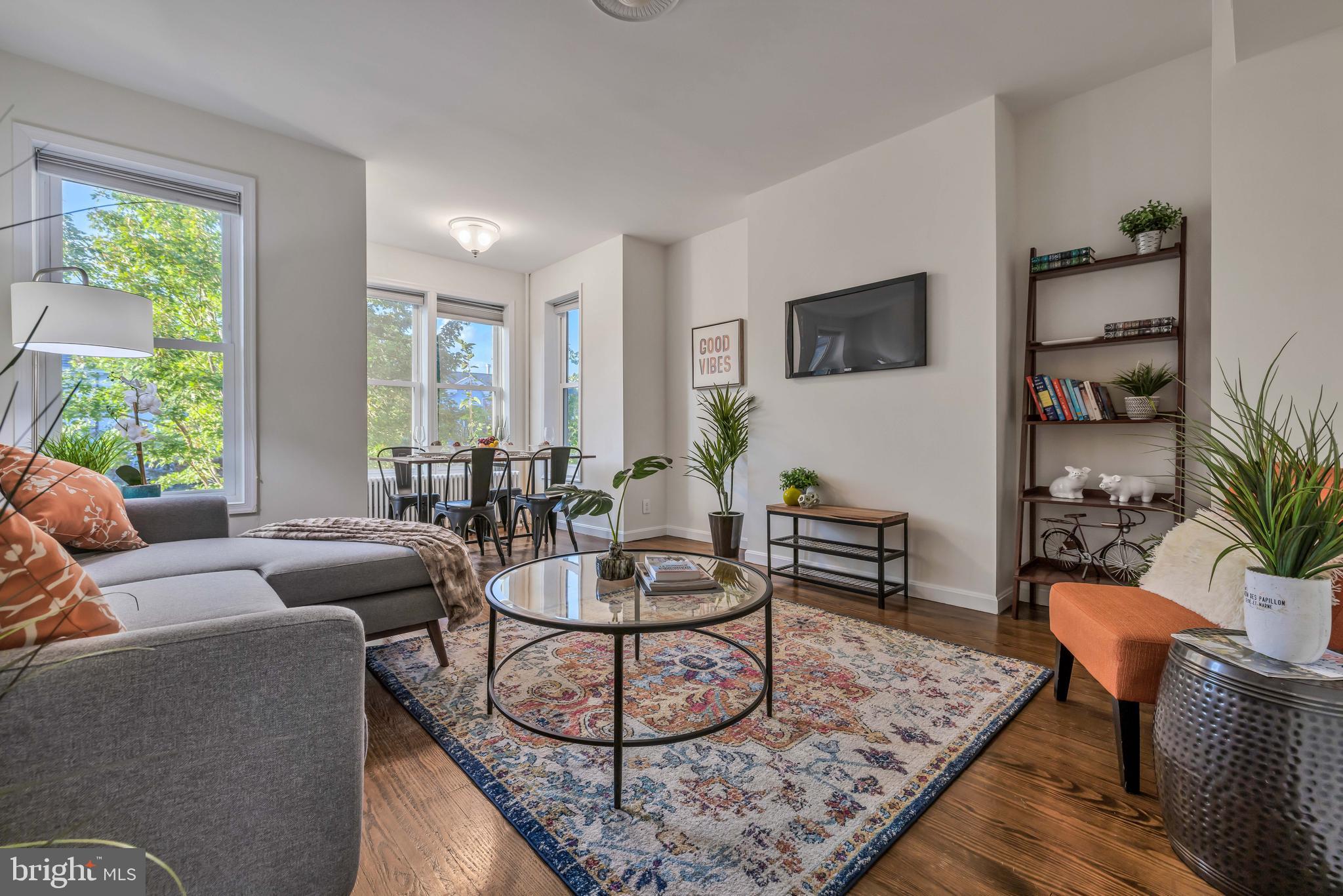 517 F Street Northeast Washington, DC 20002 - Photo 11 of 42 Second Level Living