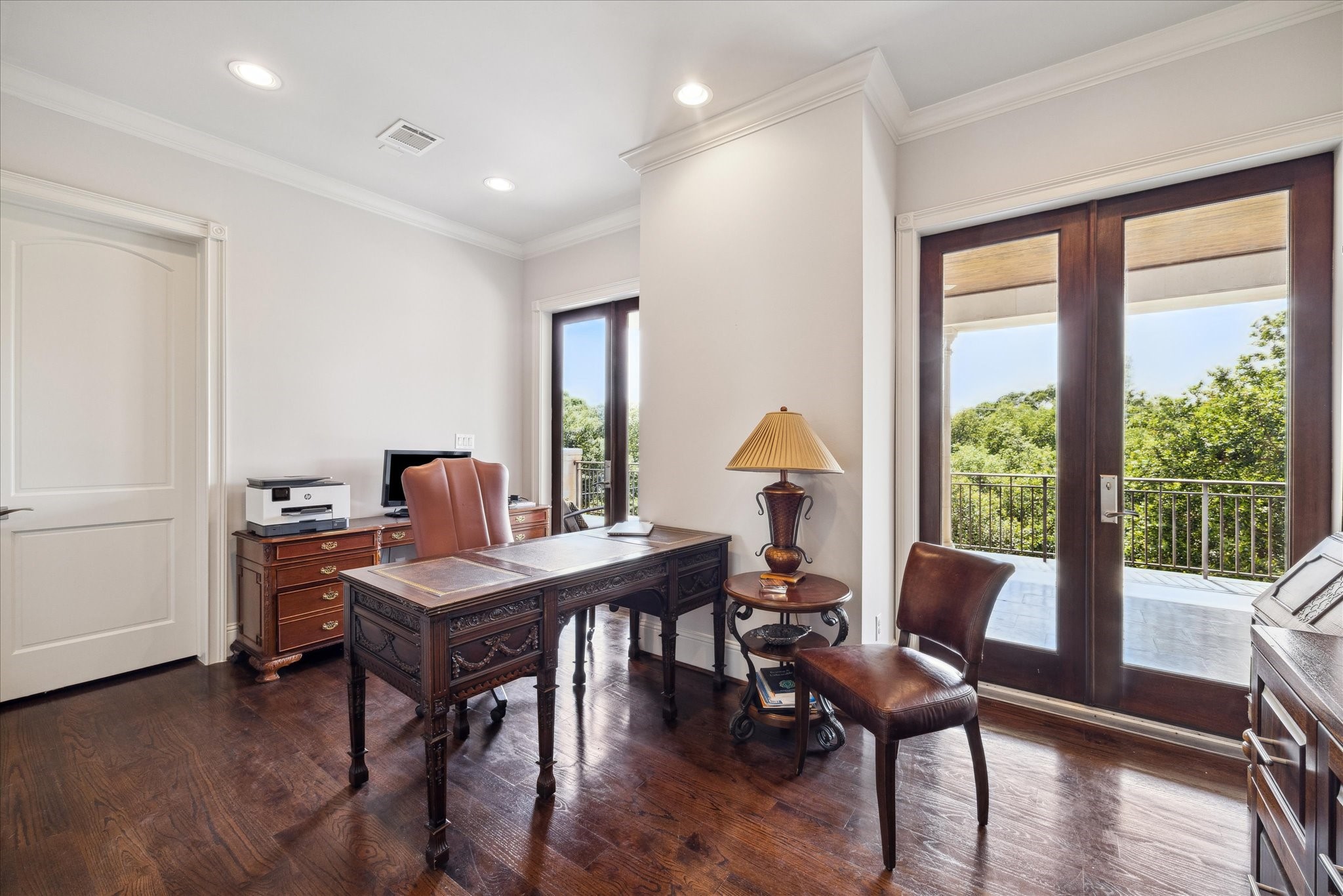 2247 Bartlett Street Houston, TX 77098 - Photo 38 of 50 Second HOME OFFICE on third floor with covered patio and beautiful tree top views.