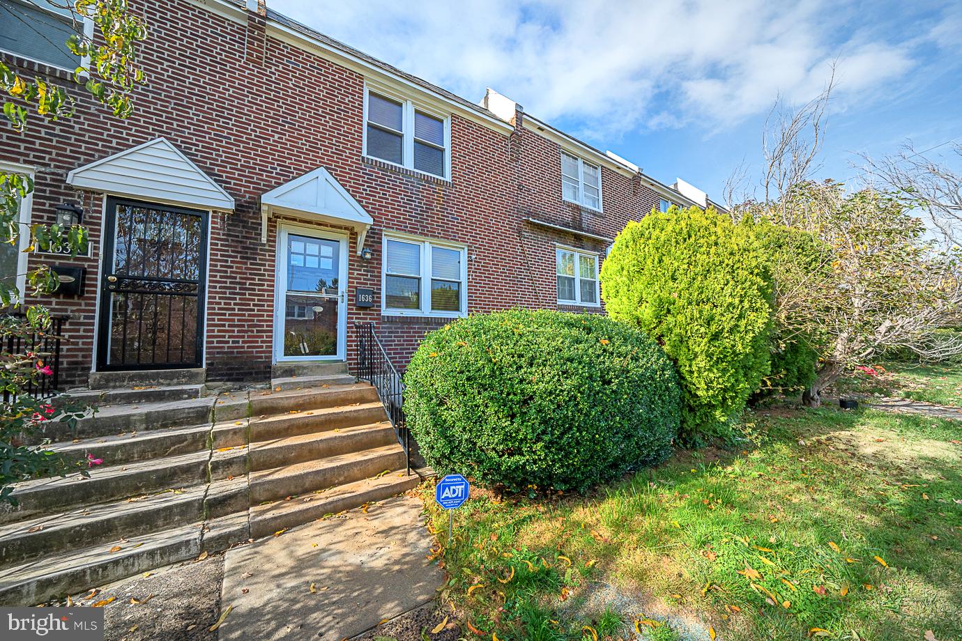 1636 Ashurst Road Philadelphia, PA 19151 - Photo 3 of 46 Gallery Image 3