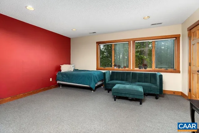 $810,000 | 284 Shingle Oak Lane, Nellysford, VA 22958