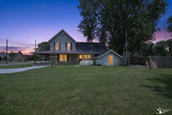 $309,900 | 5813 West Temperance Road, Ottawa Lake, MI 49267