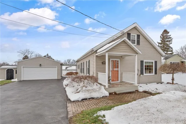 $250,000 | 723 7th N Street, Salina, NY 13088