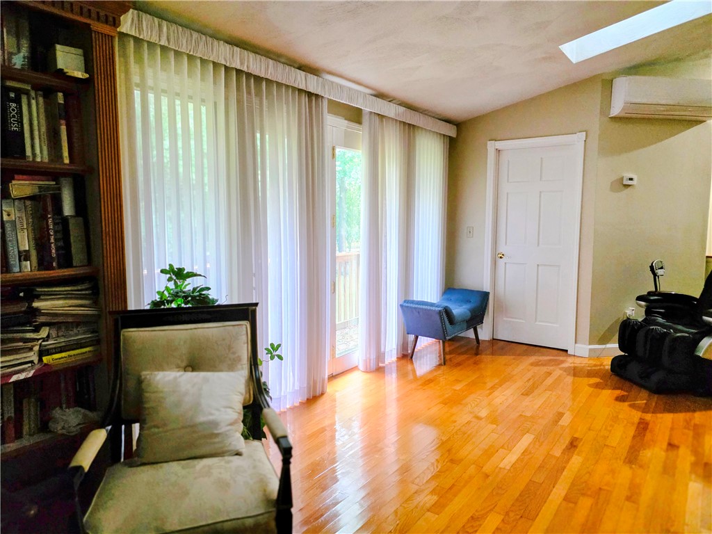 5 Mill Wheel Road Warwick, RI 02886 - Photo 18 of 36 Gleaming Hardwood Floors Private access
