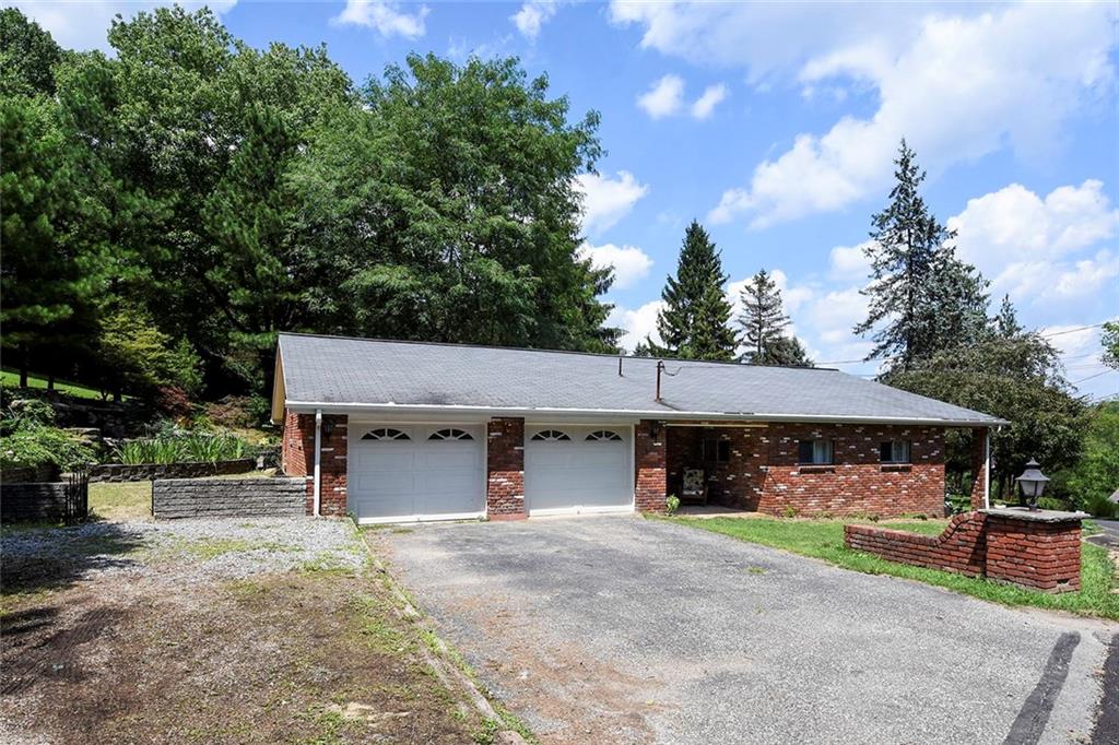 3043 Fairview Road Gibsonia, PA 15044 - Photo 1 of 25 Gallery Image 1