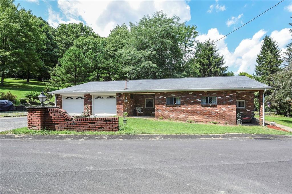 3043 Fairview Road Gibsonia, PA 15044 - Photo 2 of 25 Gallery Image 2