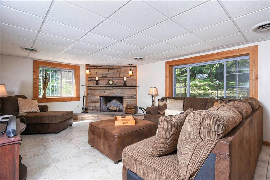 3043 Fairview Road Gibsonia, PA 15044 - Photo 21 of 25 Gallery Image 21