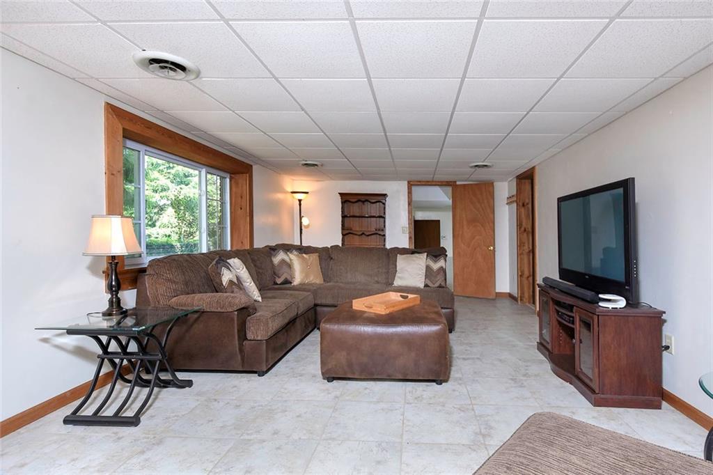 3043 Fairview Road Gibsonia, PA 15044 - Photo 23 of 25 Gallery Image 23