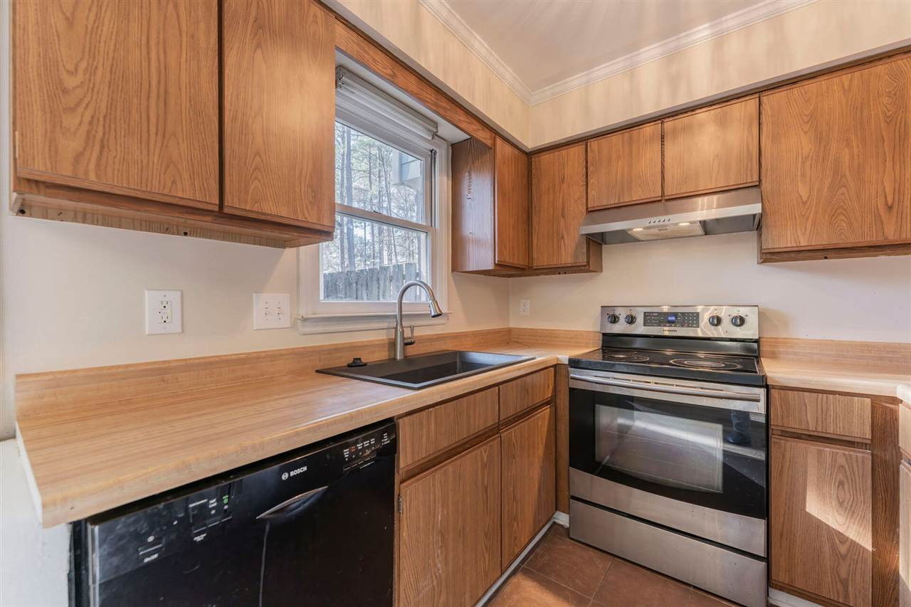 5629 Hamstead Crossing Raleigh, NC 27612 - Photo 10 of 27 Photo 10