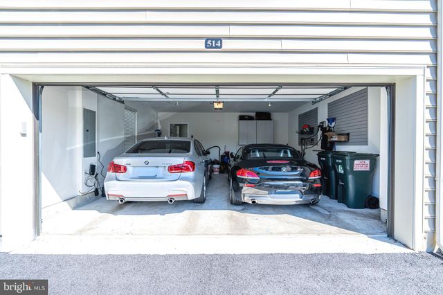 a view of parking area