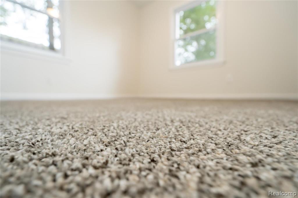 680 East Auburn Road Rochester Hills, MI 48307 - Photo 39 of 50