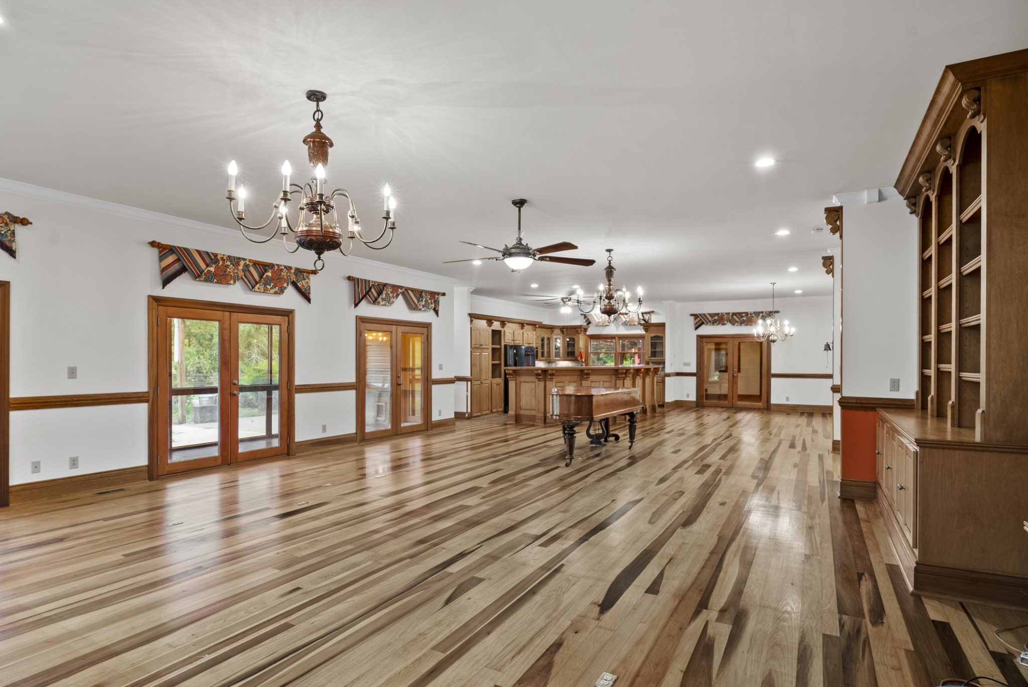 2533 Otis Fowler Road Cornersville, TN 37047 - Photo 14 of 48