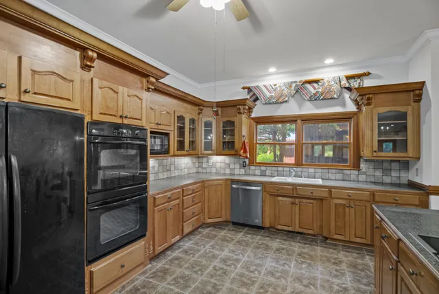 $999,900 | 2533 Otis Fowler Road, Cornersville, TN 37047