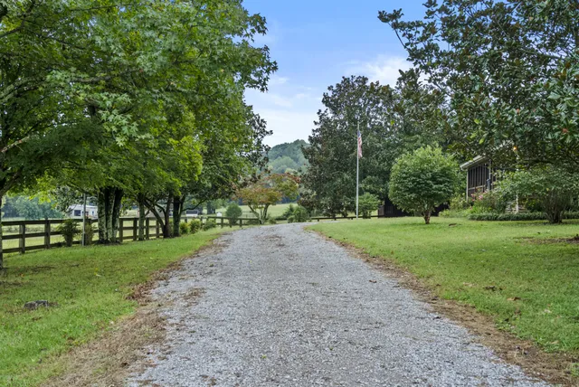 $999,900 | 2533 Otis Fowler Road, Cornersville, TN 37047