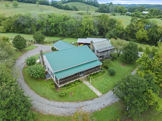 $999,900 | 2533 Otis Fowler Road, Cornersville, TN 37047