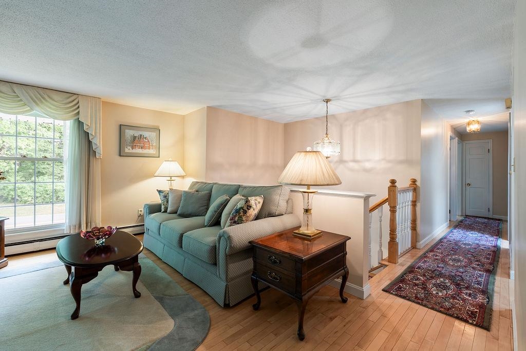 2 Harding Road Portsmouth, NH 03801 - Photo 15 of 39