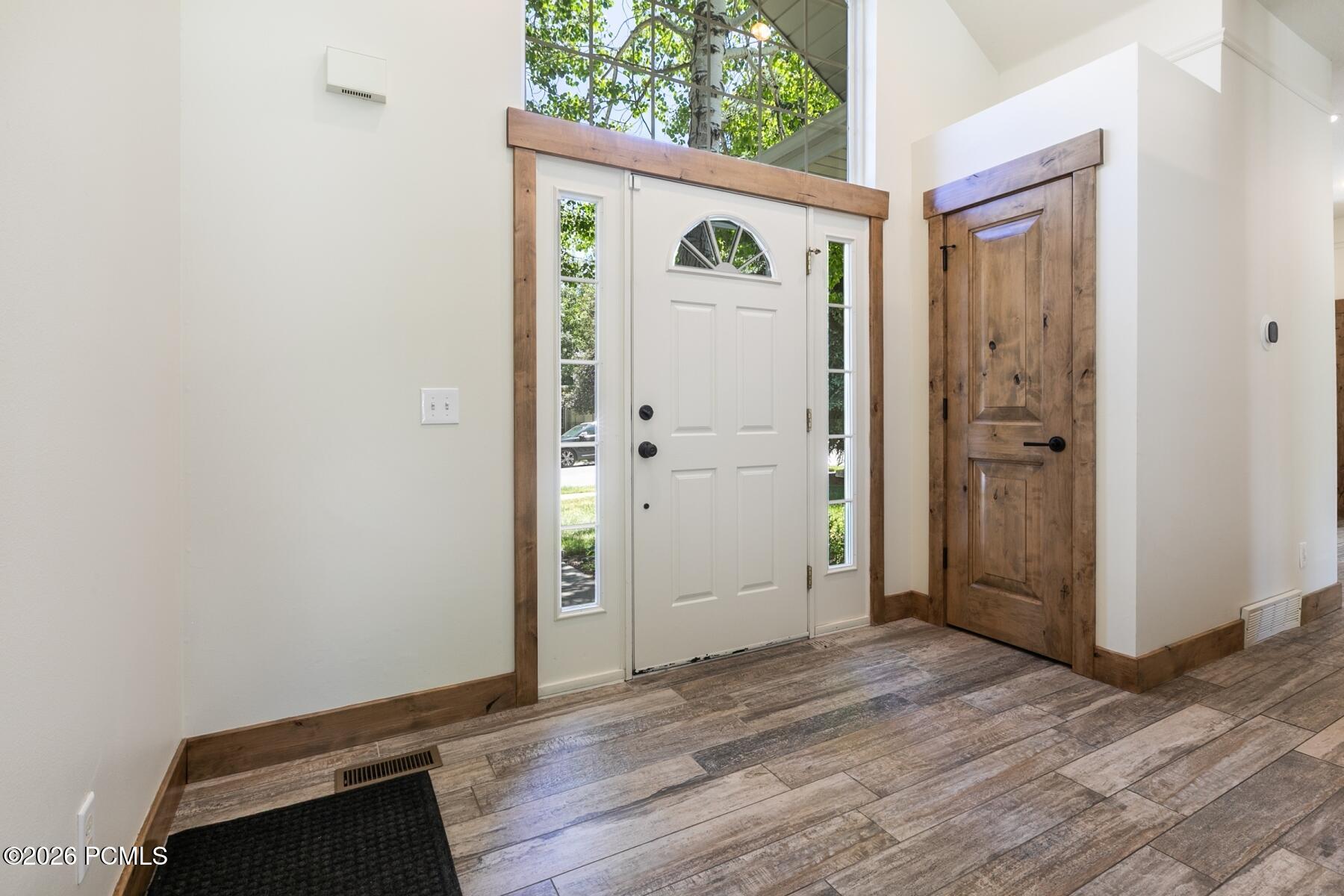 1477 Rio Grande Road Park City, UT 84098 - Photo 3 of 18