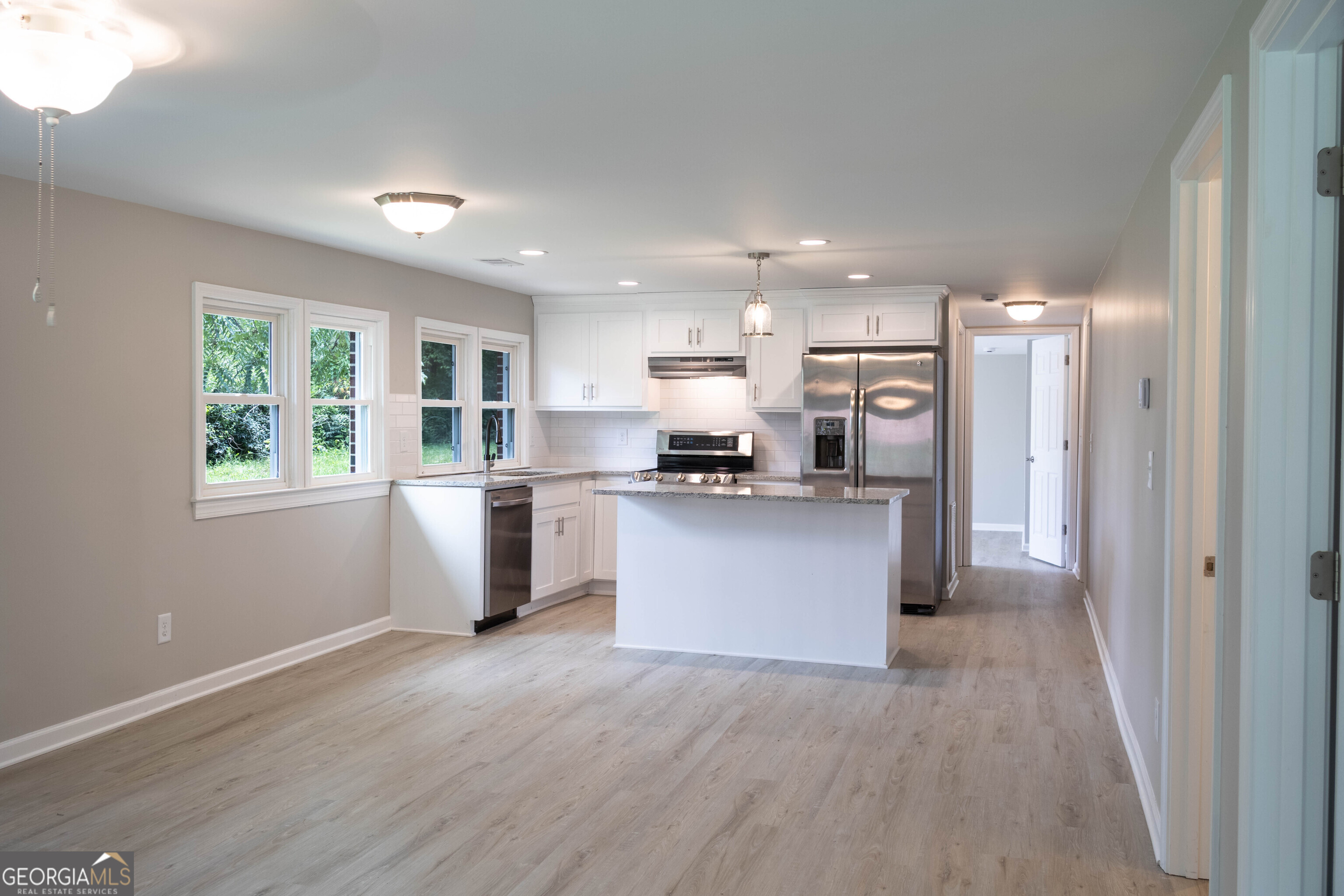 2292 Blacksnake Road Mount Airy, GA 30563 - Photo 6 of 56 Gallery Image 6