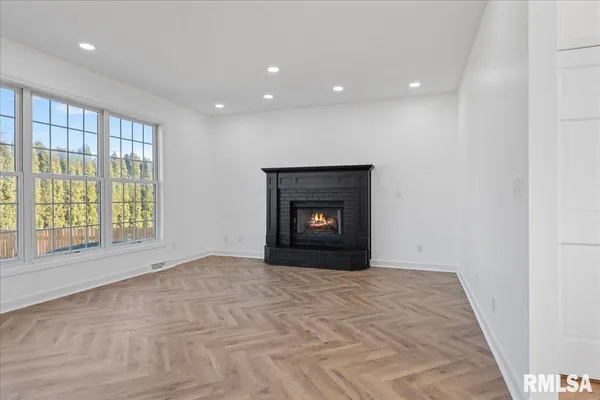 $489,000 | 4113 Gaskell Drive, Springfield, IL 62711