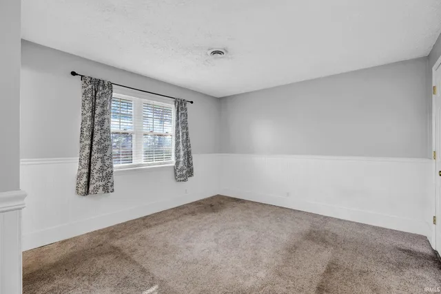 $285,000 | 46 Woodlawn Drive, Mitchell, IN 47446