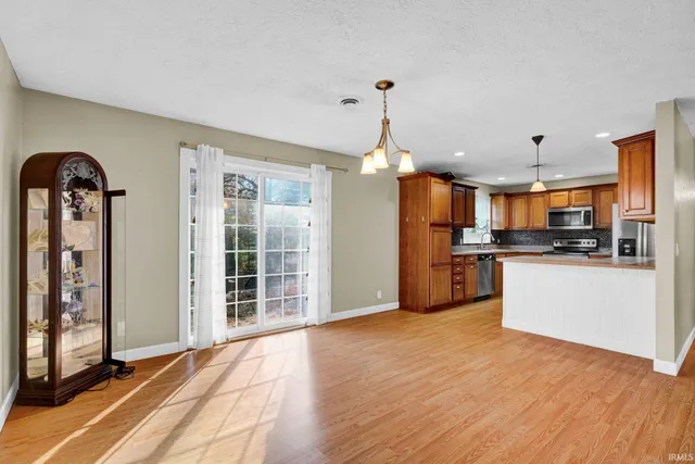 $285,000 | 46 Woodlawn Drive, Mitchell, IN 47446